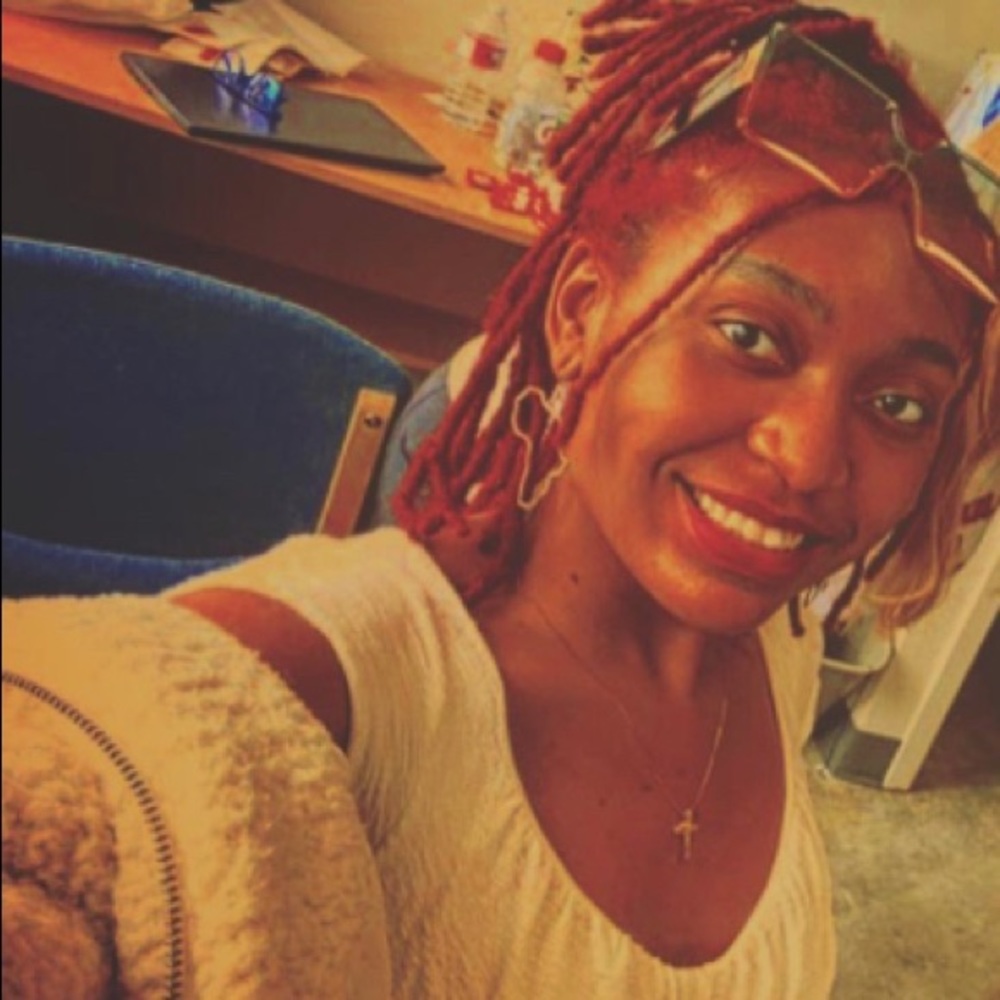 Meet your Posher, Anissa